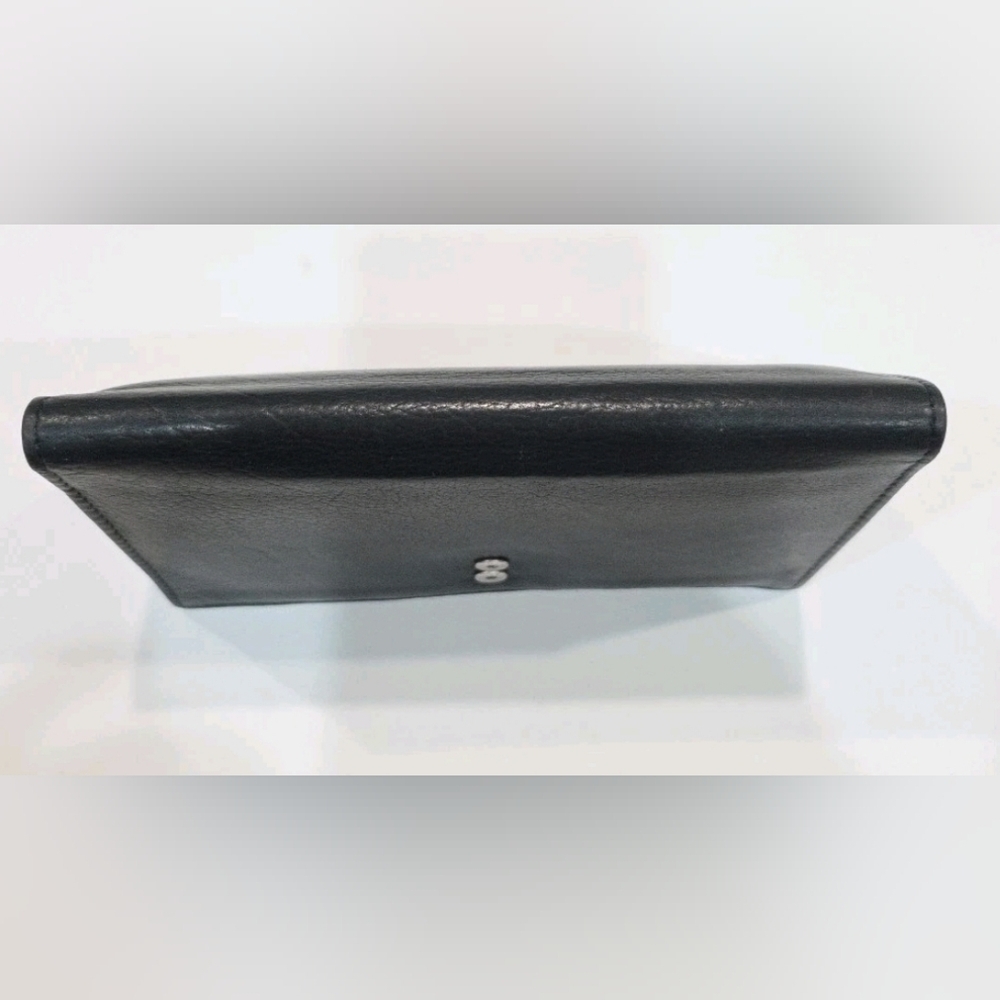 Elegant Black Leather Wallet - Picture 8 of 9